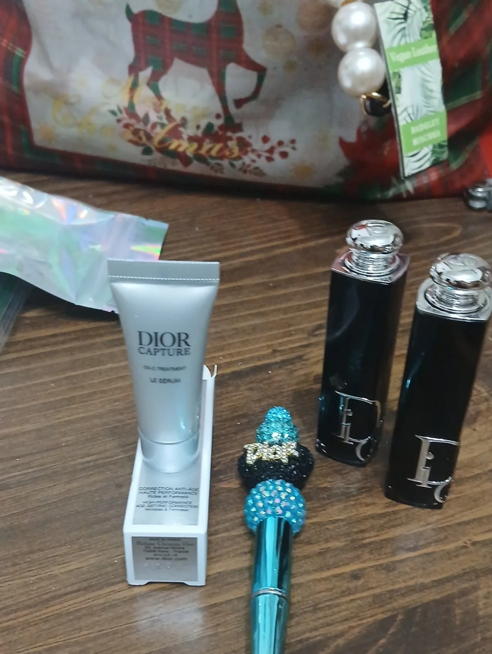 Dior Capture Le Sérum + Black Dior Lipsticks # 331 & # 718 Fashion Pen